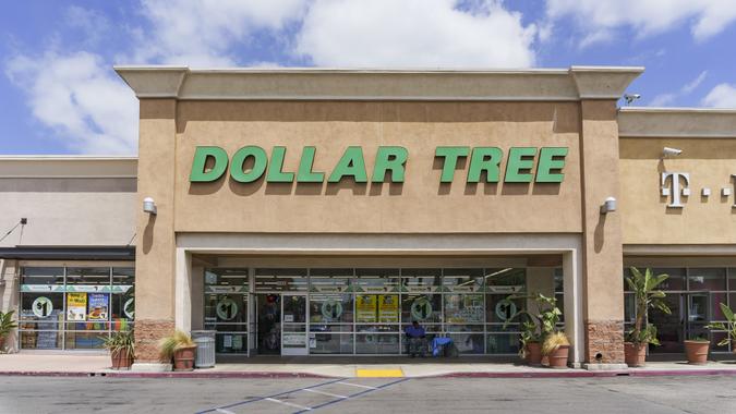 Dollar-Tree