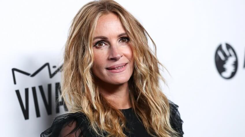 Julia Roberts amfAR Inspiration Gala, Arrivals, Los Angeles, USA - 13 Oct 2017.