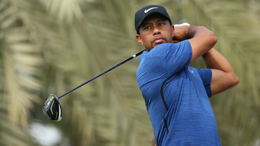 DUBAI, UNITED ARAB EMIRATES - FEBRUARY 02: Tiger Woods of the United States tees off on the 3rd hole during the first round of the Omega Dubai Desert Classic at Emirates Golf Club on February 2, 2017 in Dubai, United Arab Emirates.