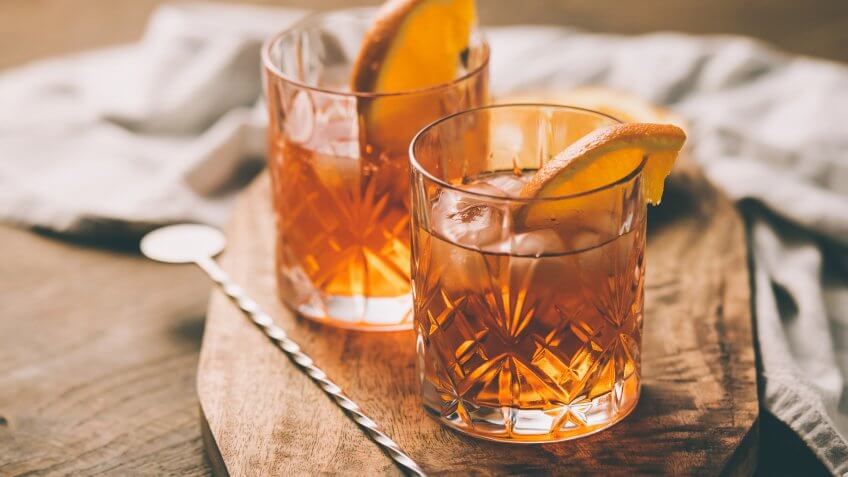 old-fashioned-cocktail