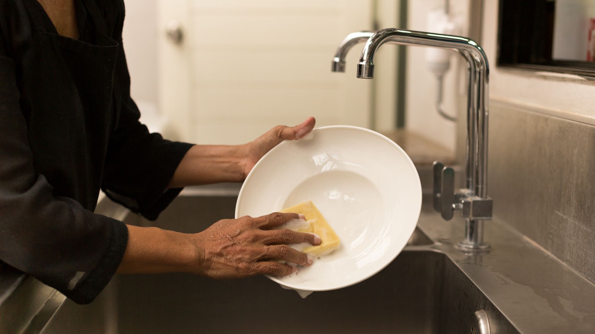 These Were the Highest and Lowest Paying Jobs of 2017 GOBankingRates