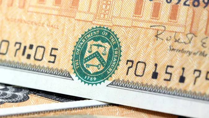 Treasury-Bond