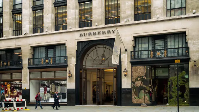 burberry premium outlet london