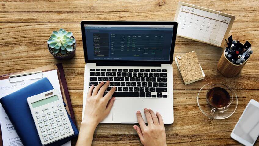 desk, laptop
