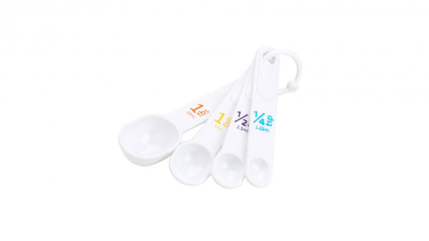 Set of 4 Plastic Measuring Spoons