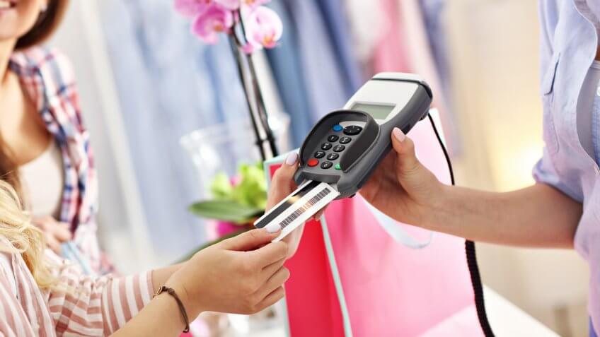 paying-with-credit-card