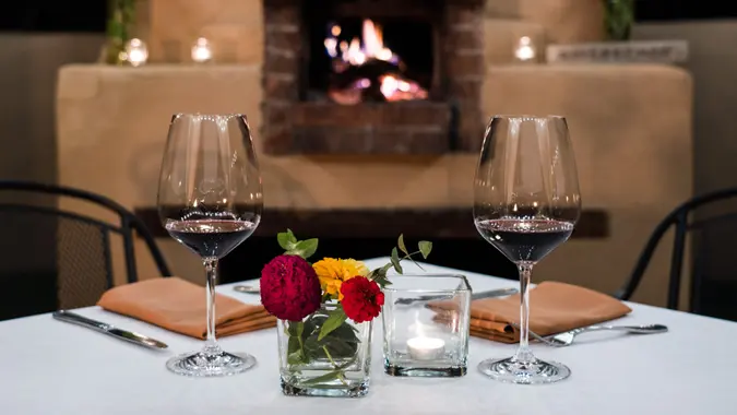 ROMANTIC, date night, dining out, restaurants