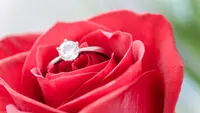 15 Stunning Engagement Rings Under $500