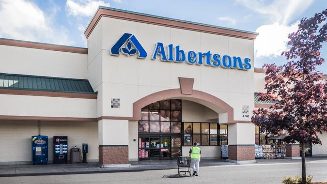 10 Best New Deals at Albertsons That Are Worth Every Penny