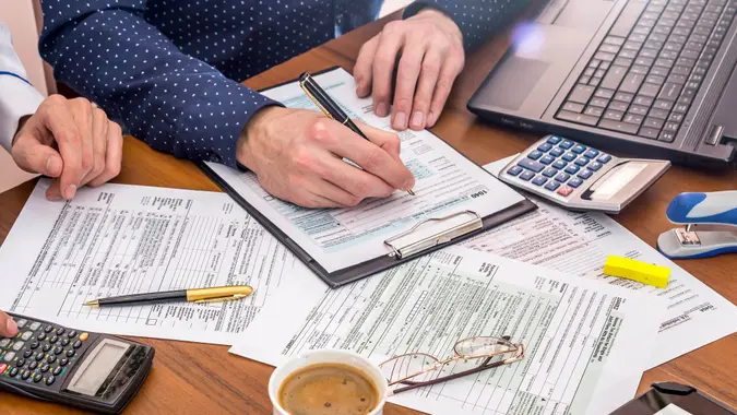 filing taxes, tax return