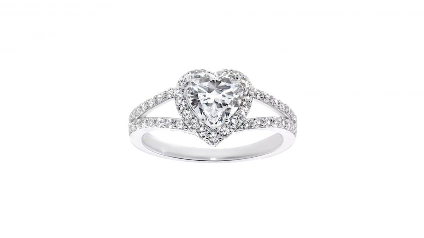 14-Karat White Gold 1 3/8-Carat Heart-Cut Cubic Zirconia Engagement Ring