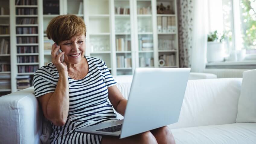 retired woman cancelling subscription