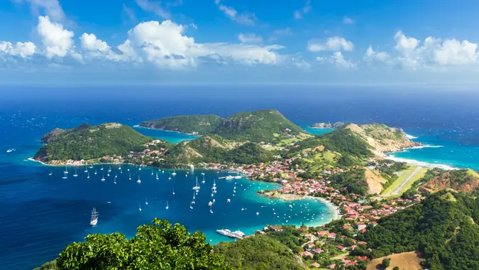 Travel Experts: 6 Best Hidden Gems for Middle-Class Families in the Caribbean