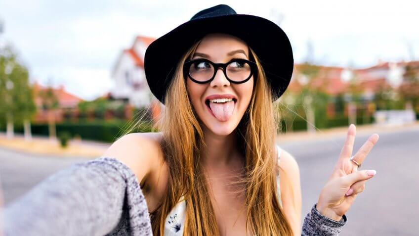 hipster woman selfie