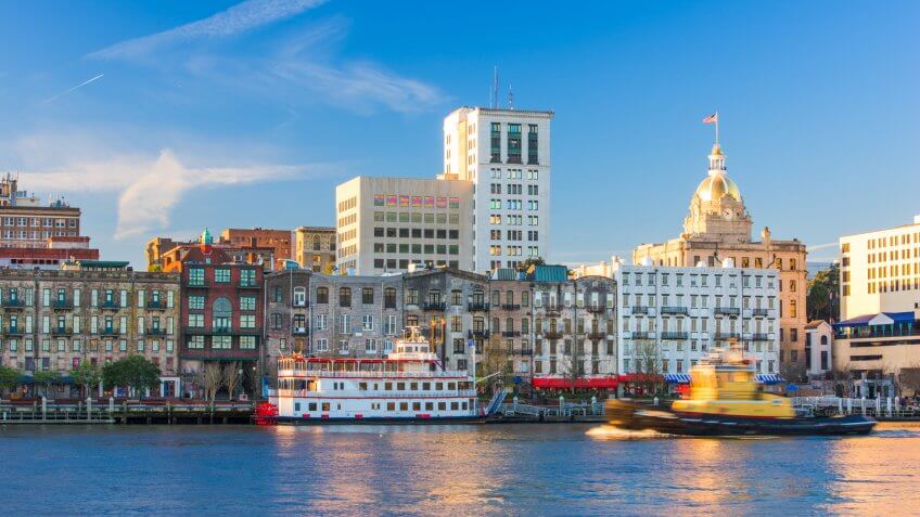 Savannah, Georgia, USA downtown skyline.