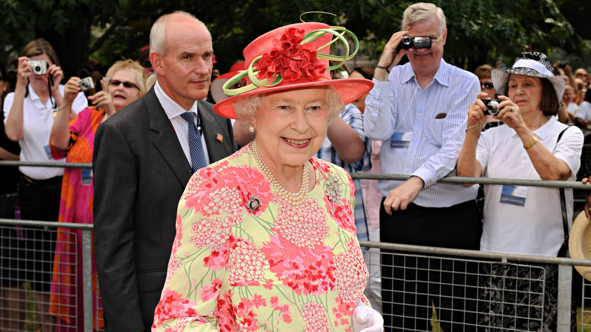 Quiz How Much Do You Really Know About The Queen S Spending Gobankingrates