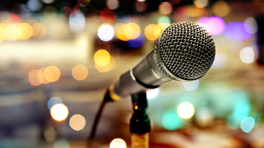 Microphone ready on stand, all set for concert to begin.