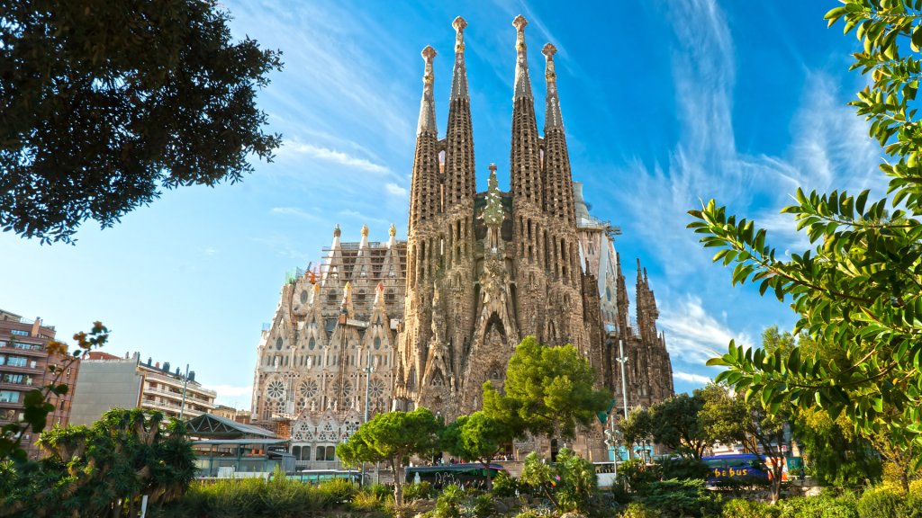 Architect(s)Antoni Gaudí, Temple-of-the-Sagrada-Familia-Barcelona-Spain