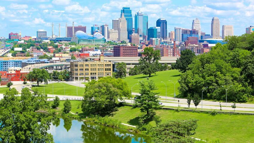 KCMO with lake.