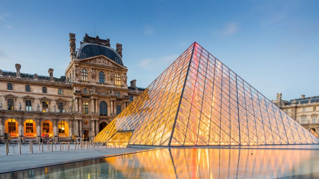 Louvre, Paris-France, paris