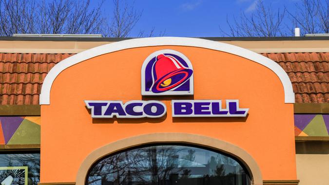 Willow Street, PA - January 25, 2017: Exterior of Taco Bell fast-food restaurant with sign and logo.