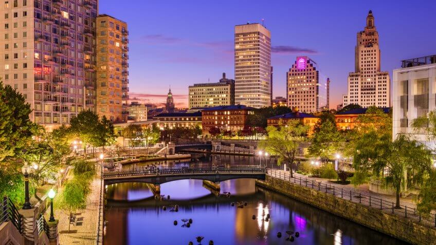 Providence, Rhode Island, USA park and skyline.