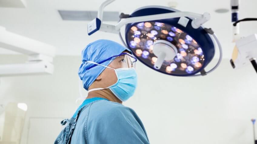 hospital surgeon