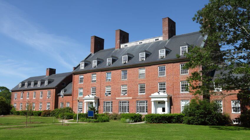 The University of Rhode Island (URI) is the principal public research university in the U.