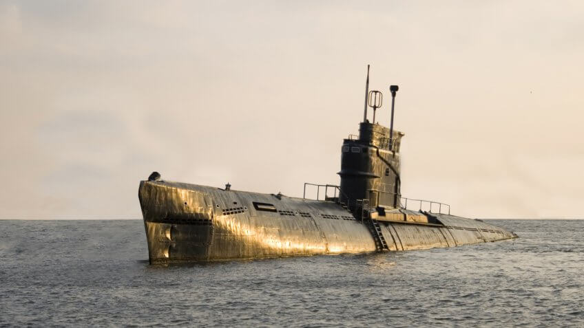 Submarine Foxtrot B-80 rising to the surface.