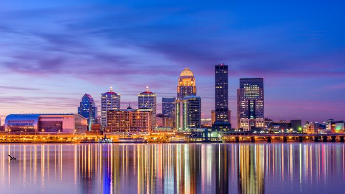 Louisville Kentucky dusk skyline