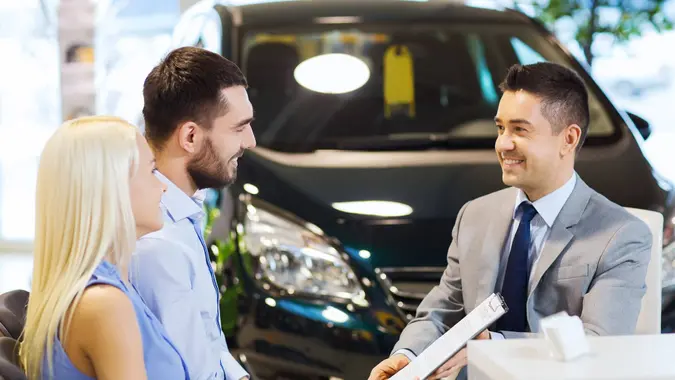 New Car Market: $1,000 a Month Car Payments Are Becoming the New Normal; How Much Should You Be Paying? New Car Market: $1,000 a Month Car Payments Are Becoming the New Normal; How Much Should You Be Paying?