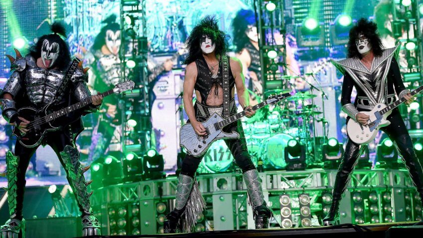 Photo by Daniel Dal Zennaro/Epa/REX/Shutterstock Members of the Us Band Kiss (l-r) Gene Simmons Paul Stanley and Tommy Thayer Perform at the Arena of Verona in Verona Italy 11 June 2015Kiss in Concert at Arena of Verona - Jun 2015.