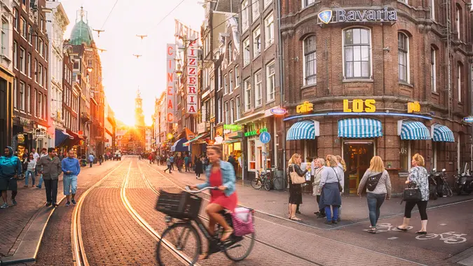 5 Cities Where Owning a Bike Can Save You Thousands Per Year