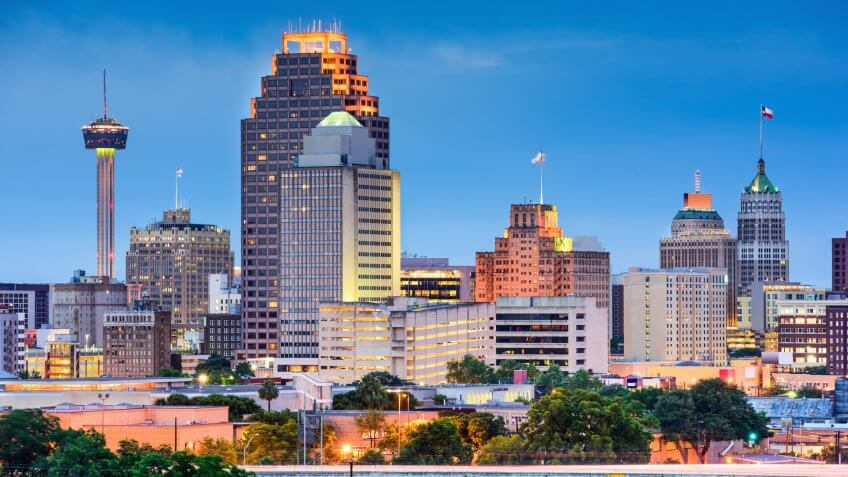 San Antonio, Texas, USA skyline.