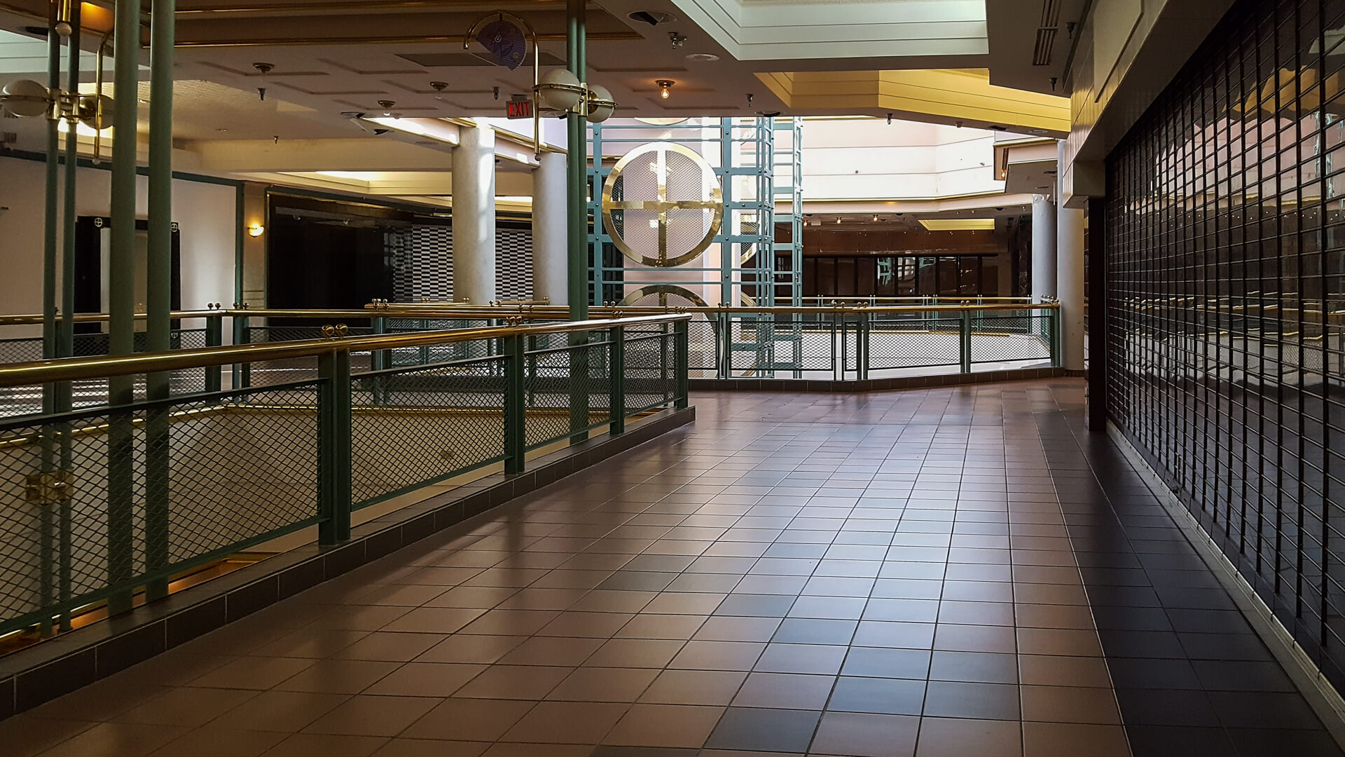 American Malls That Have Fallen Into Ruin – GOBanking