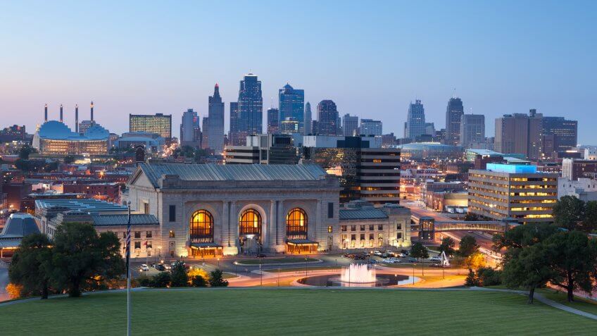 Image of the Kansas City skyline at twilight.