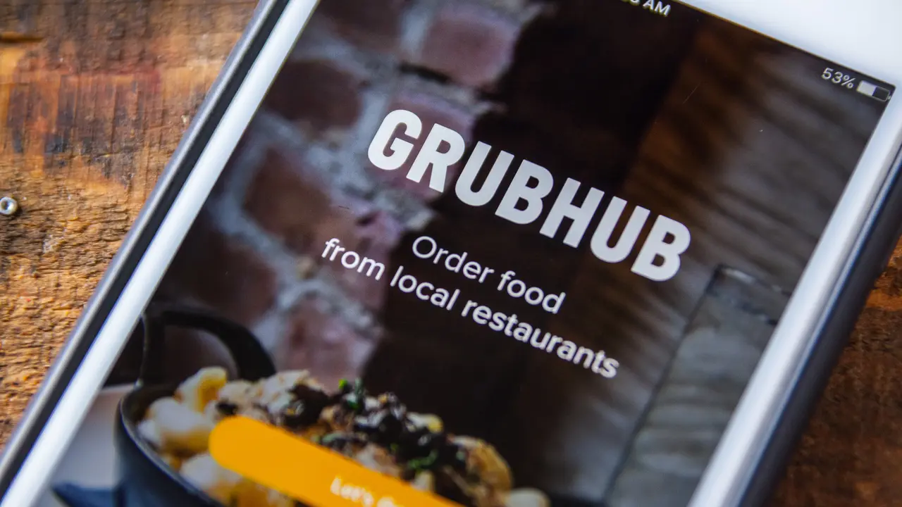 Chicago Claims DoorDash and Grubhub Misled Customers on Fees