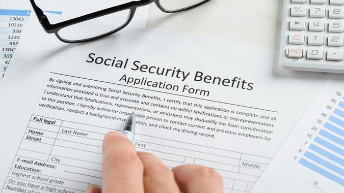 5 Strategies for Claiming Social Security Early Without Regrets