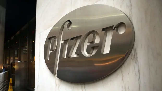 Pfizer pharmaceuticals, Stocks, investment, business, shares, dividends, worth, value, stock market, shareholder