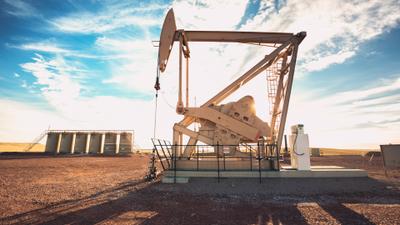 10 Best Natural Gas Stocks To Invest In for 2022