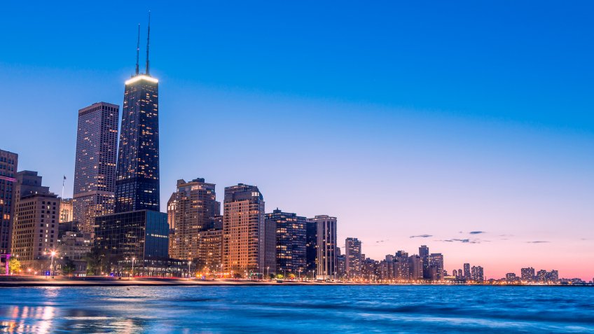 Chicago skyline by dusk.