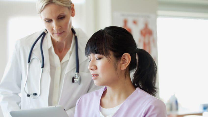 Physician assistant sharing information with doctor