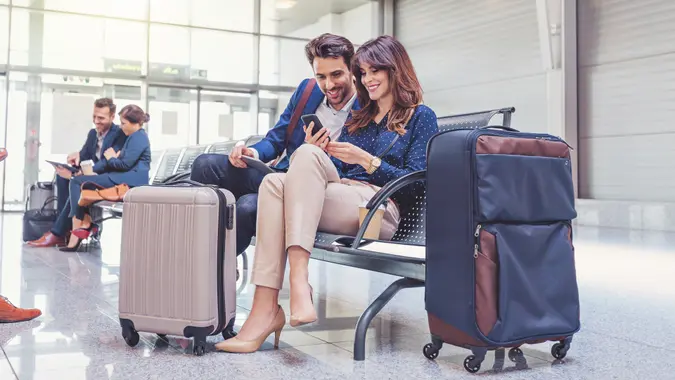 Do You Really Need a $700 Travel Card? Do You Really Need a $700 Travel Card?