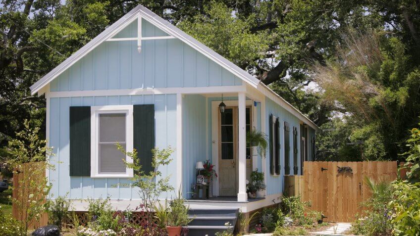 Cottage built on the Mississippi Gulf Coast following Hurricane Katrina, as part of "Katrina Cottage" project.