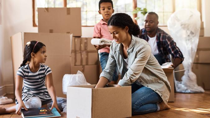10 Places To Get Free Moving Boxes