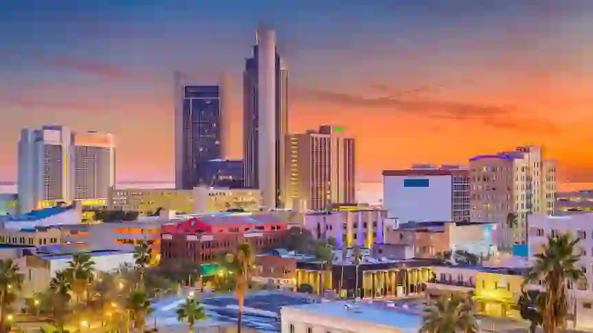 5 Cities Where You Can Retire for $1,500 a Month and Enjoy Summer Year-Round