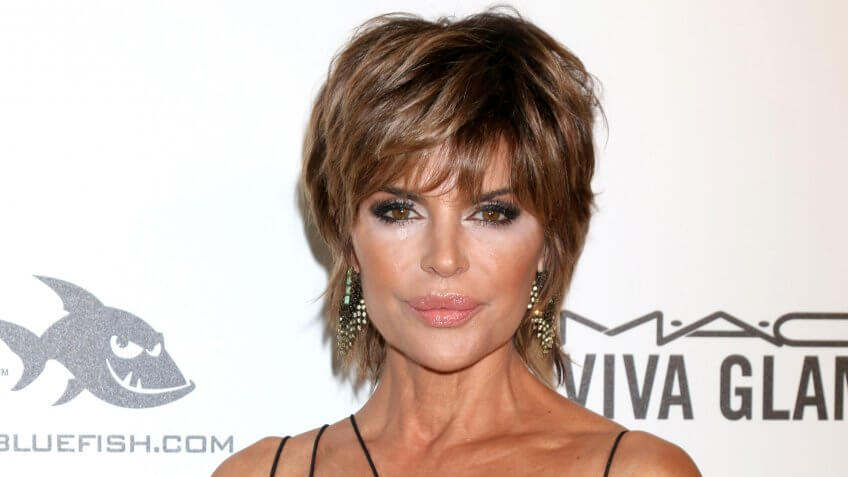 LOS ANGELES - MAR 4: Lisa Rinna at the 2018 Elton John AIDS Foundation Oscar Viewing Party at the West Hollywood Park on March 4, 2018 in West Hollywood, CA.