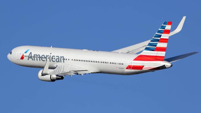 how-to-decide-which-american-airlines-credit-card-you-should-apply-for.jpg