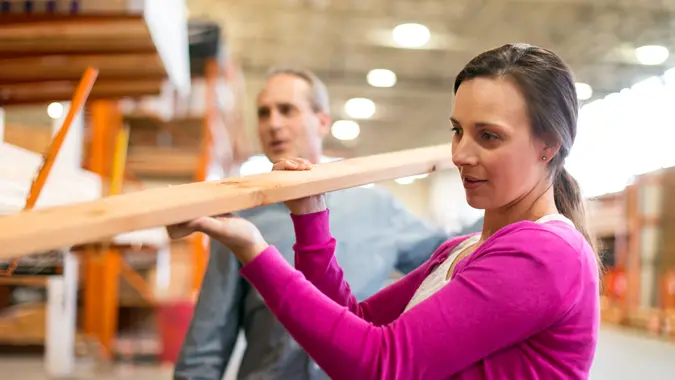 5 Frugal Habits That Rarely Pay Off for the Middle Class 5 Frugal Habits That Rarely Pay Off for the Middle Class