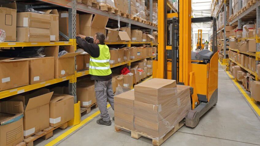 worker in fulfillment warehouse